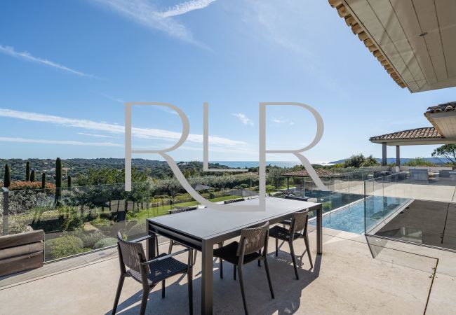 Villa in Saint-Tropez - Villa Lena Villa in Saint-Tropez - Villa Lena