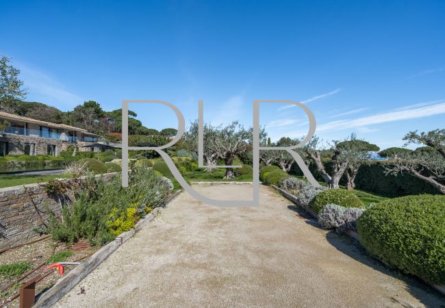 Villa in Saint-Tropez - Villa Lena Villa in Saint-Tropez - Villa Lena