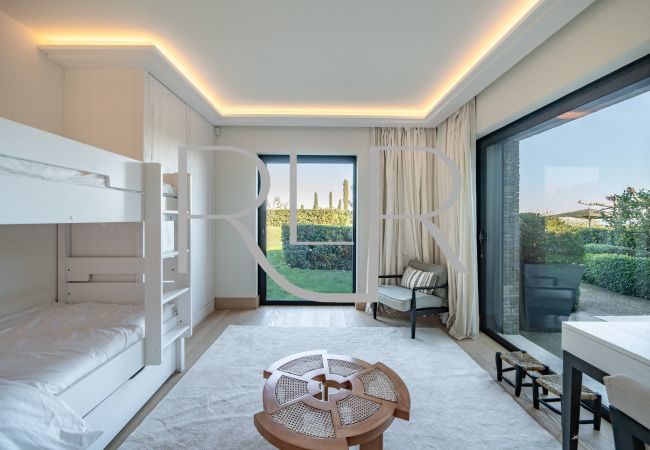 Villa in Saint-Tropez - Villa Lena Villa in Saint-Tropez - Villa Lena