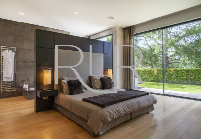 Villa in Cannes - Villa Cassiopeia Villa in Cannes - Villa Cassiopeia