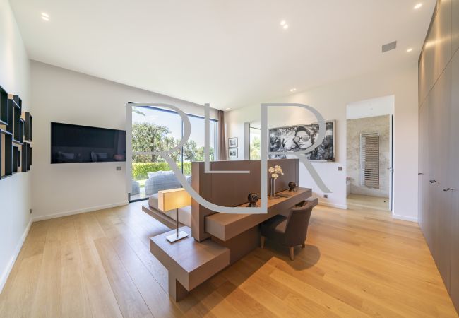 Villa in Cannes - Villa Cassiopeia Villa in Cannes - Villa Cassiopeia