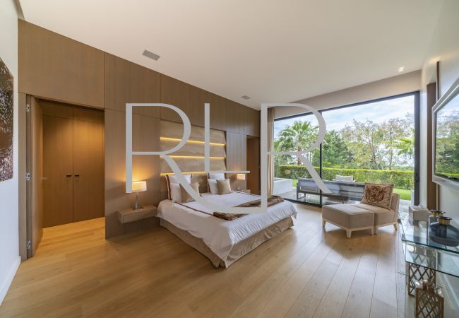 Villa in Cannes - Villa Cassiopeia Villa in Cannes - Villa Cassiopeia