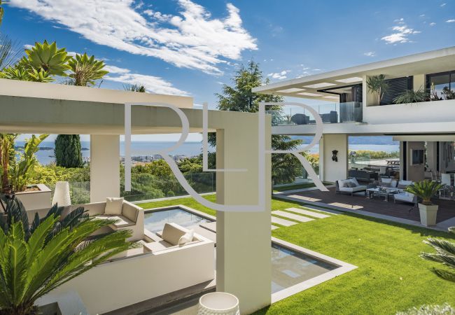 Villa in Cannes - Villa Cassiopeia Villa in Cannes - Villa Cassiopeia