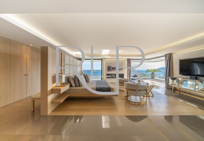 Villa in Cannes - Villa Cassiopeia Villa in Cannes - Villa Cassiopeia