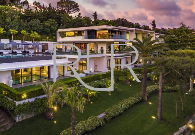 Villa in Cannes - Villa Cassiopeia Villa in Cannes - Villa Cassiopeia