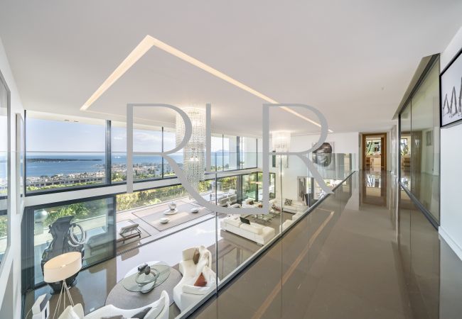Villa in Cannes - Villa Cassiopeia Villa in Cannes - Villa Cassiopeia