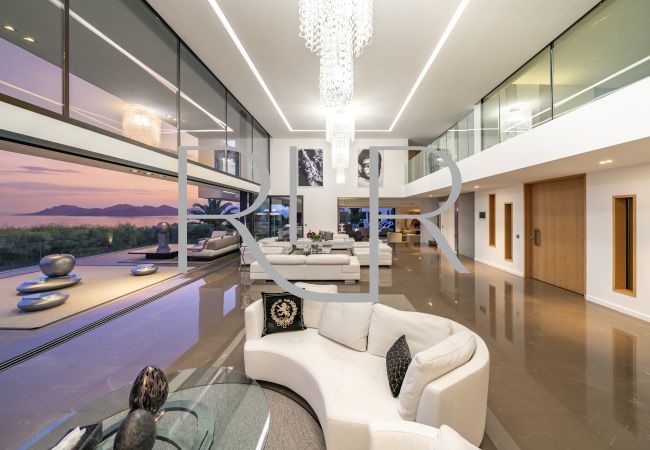 Villa in Cannes - Villa Cassiopeia Villa in Cannes - Villa Cassiopeia