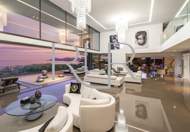 Villa in Cannes - Villa Cassiopeia Villa in Cannes - Villa Cassiopeia