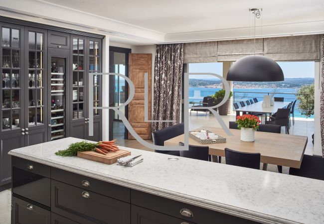 Villa in Saint-Tropez - Villa Chiara Villa in Saint-Tropez - Villa Chiara