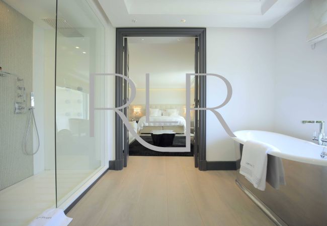 Villa in Saint-Tropez - Villa Chiara Villa in Saint-Tropez - Villa Chiara