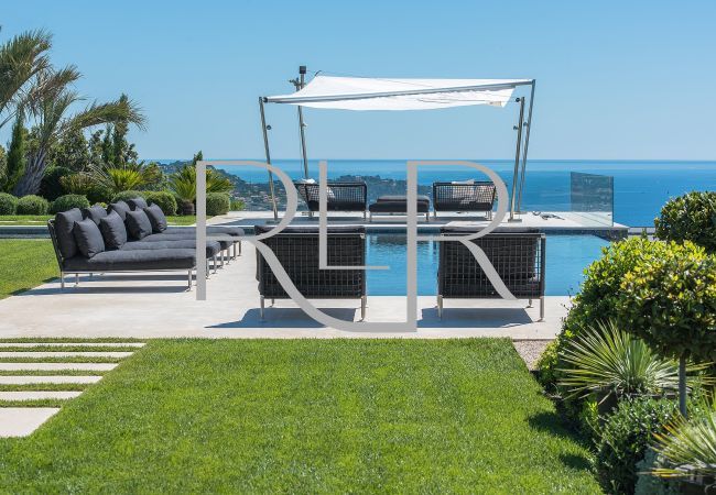 Villa in Saint-Tropez - Villa Chiara Villa in Saint-Tropez - Villa Chiara