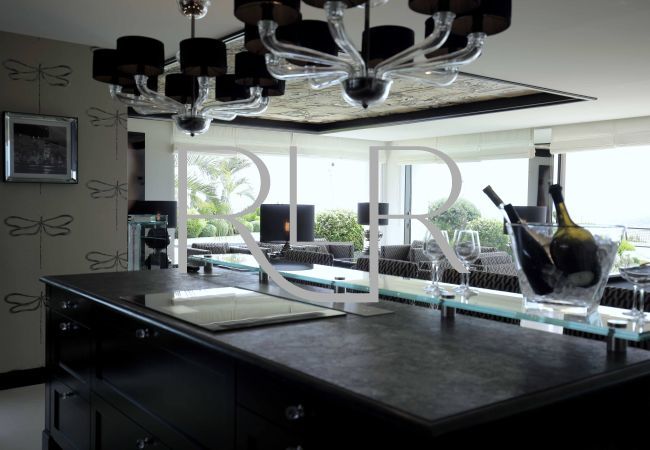 Villa in Saint-Tropez - Villa Chiara Villa in Saint-Tropez - Villa Chiara