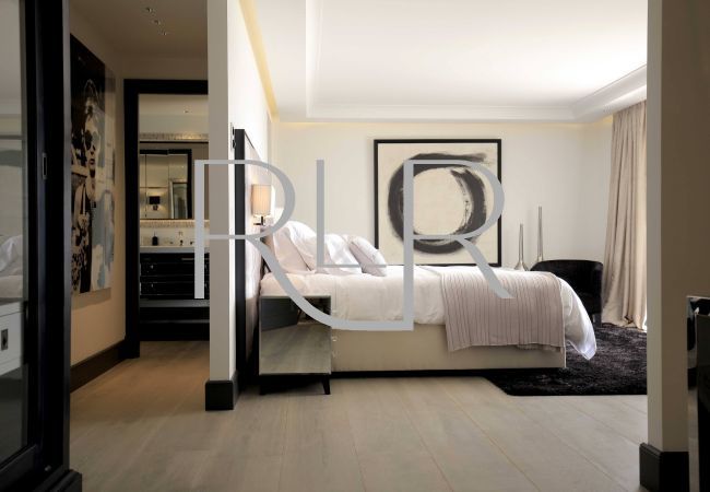 Villa in Saint-Tropez - Villa Chiara Villa in Saint-Tropez - Villa Chiara