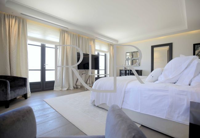 Villa in Saint-Tropez - Villa Chiara Villa in Saint-Tropez - Villa Chiara