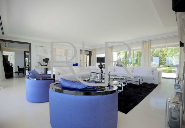 Villa in Saint-Tropez - Villa Chiara Villa in Saint-Tropez - Villa Chiara