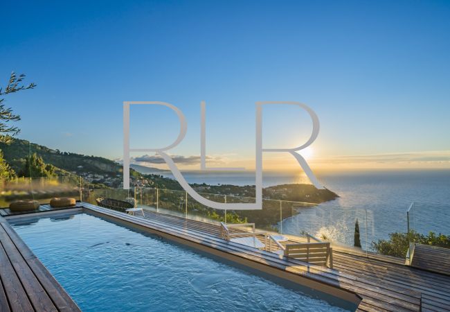 Villa in Roquebrune-Cap-Martin - Villa Scarlett