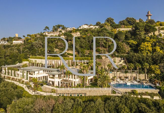 Villa in Cannes - Villa Alang Alang Villa in Cannes - Villa Alang Alang