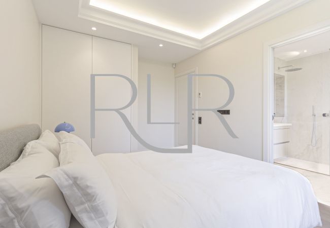 Villa in Saint-Jean-Cap-Ferrat - Villa Dolphin Villa in Saint-Jean-Cap-Ferrat - Villa Dolphin