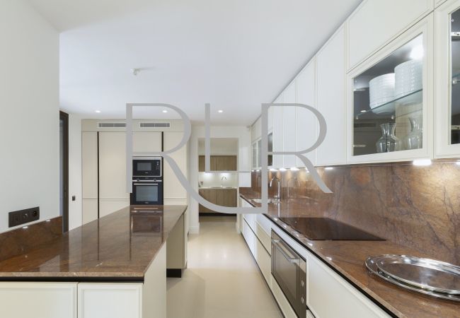 Villa in Saint-Jean-Cap-Ferrat - Villa Dolphin Villa in Saint-Jean-Cap-Ferrat - Villa Dolphin