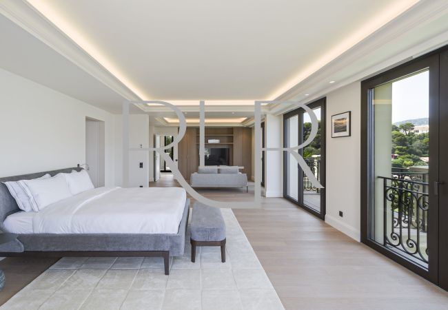 Villa in Saint-Jean-Cap-Ferrat - Villa Dolphin Villa in Saint-Jean-Cap-Ferrat - Villa Dolphin