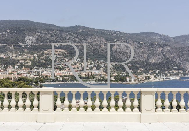 Villa in Saint-Jean-Cap-Ferrat - Villa Dolphin Villa in Saint-Jean-Cap-Ferrat - Villa Dolphin
