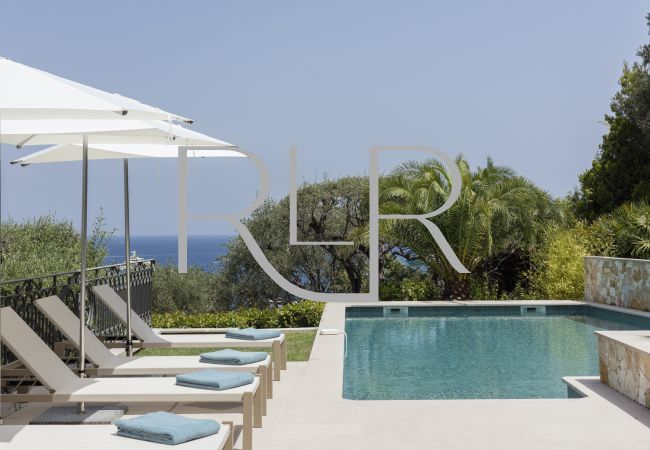 Villa in Saint-Jean-Cap-Ferrat - Villa Dolphin Villa in Saint-Jean-Cap-Ferrat - Villa Dolphin