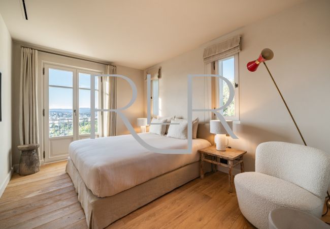 Villa in Cannes - Villa Emerald Villa in Cannes - Villa Emerald