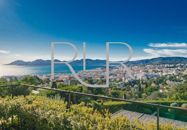 Villa in Cannes - Villa Emerald Villa in Cannes - Villa Emerald