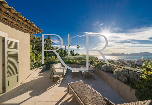 Villa in Cannes - Villa Emerald Villa in Cannes - Villa Emerald