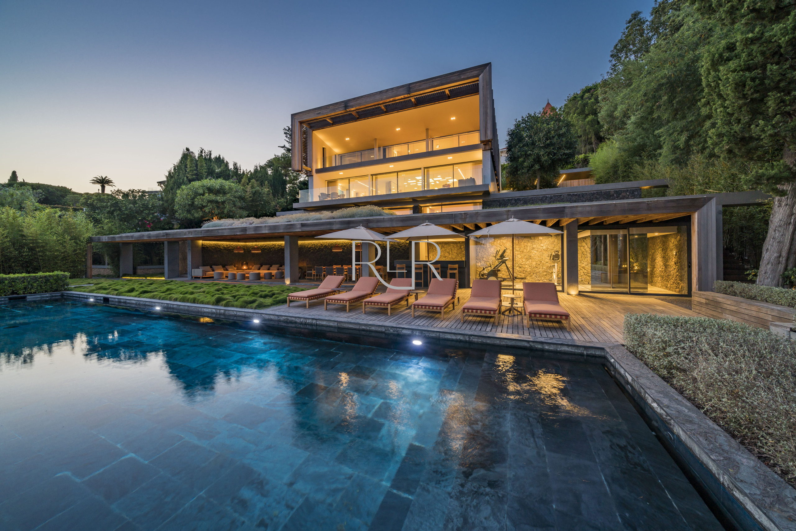 Villa/Dettached house in Cannes - Villa Goldie