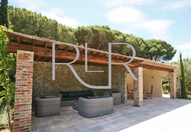 Villa in Saint-Tropez - Villa Thea Villa in Saint-Tropez - Villa Thea