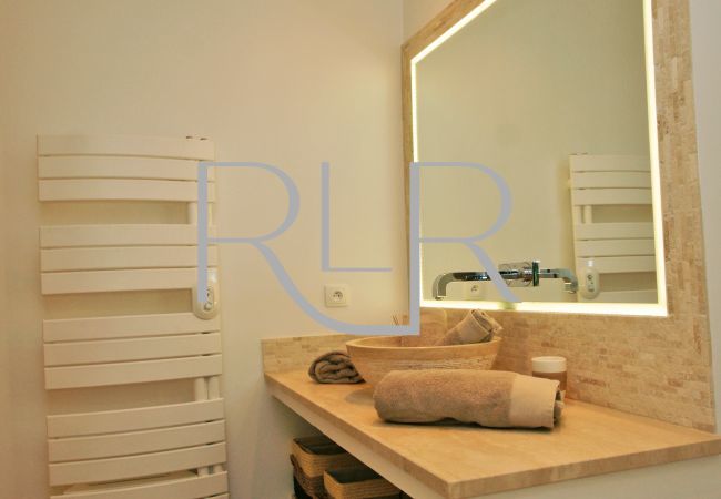 Villa in Saint-Tropez - Villa Thea Villa in Saint-Tropez - Villa Thea