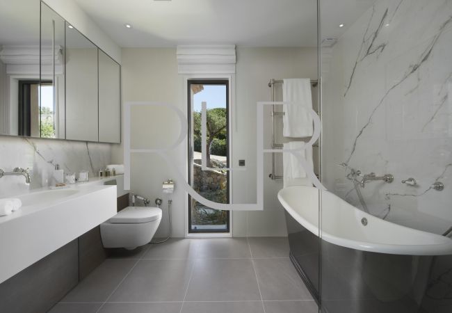 Villa in Saint-Tropez - Villa Violetta Villa in Saint-Tropez - Villa Violetta