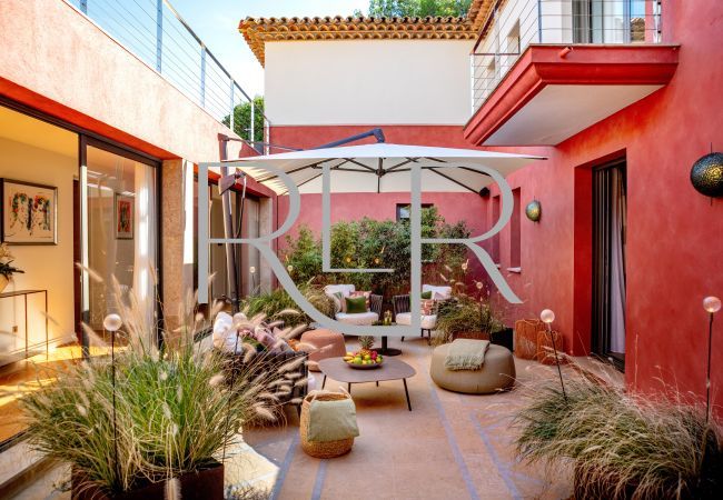 Villa in Saint-Tropez - Villa Violetta Villa in Saint-Tropez - Villa Violetta