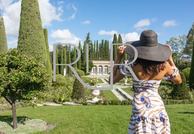 Villa in Cannes - Chateau de la Croix des Gardes Villa in Cannes - Chateau de la Croix des Gardes