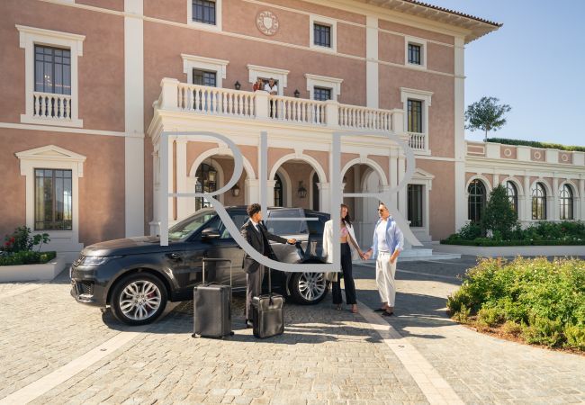 Villa in Cannes - Chateau de la Croix des Gardes Villa in Cannes - Chateau de la Croix des Gardes