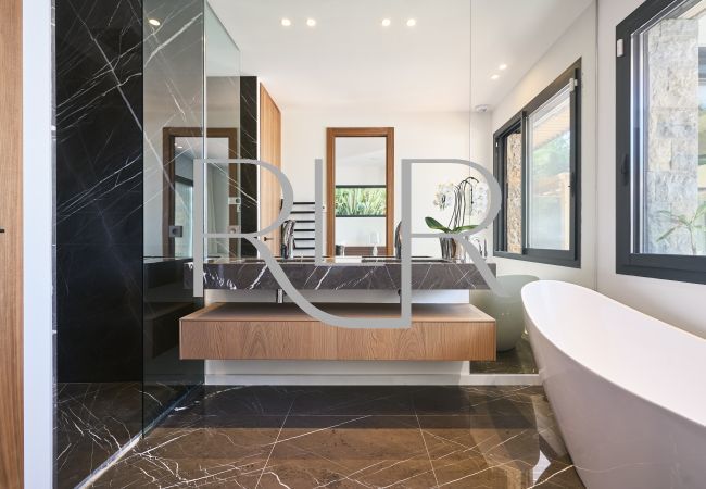 Villa in Mougins - Villa Maya Villa in Mougins - Villa Maya