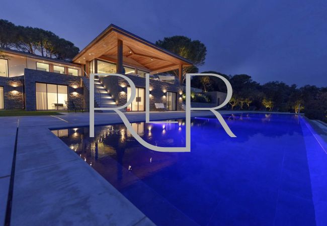 Villa in Saint-Tropez - Villa Marine Villa in Saint-Tropez - Villa Marine