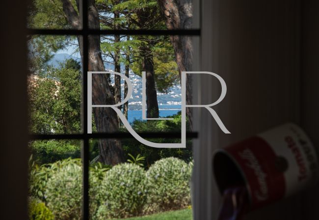 Villa in Saint-Tropez - Villa Giselle Villa in Saint-Tropez - Villa Giselle