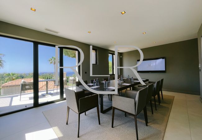 Villa in Saint-Tropez - Villa Alexia Villa in Saint-Tropez - Villa Alexia