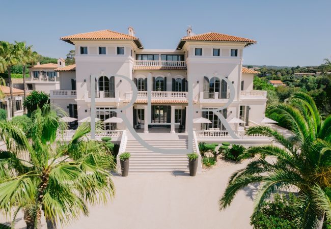Villa in Saint-Tropez - Villa Alexia Villa in Saint-Tropez - Villa Alexia