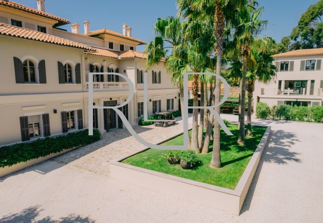 Villa in Saint-Tropez - Villa Alexia Villa in Saint-Tropez - Villa Alexia