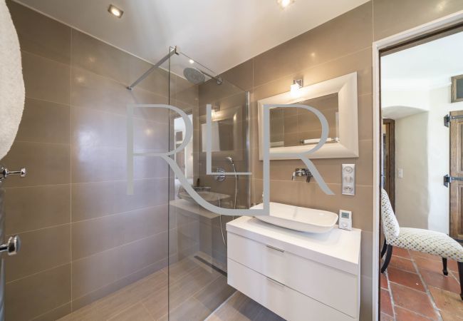 Villa in Mougins - Villa Kaia Villa in Mougins - Villa Kaia