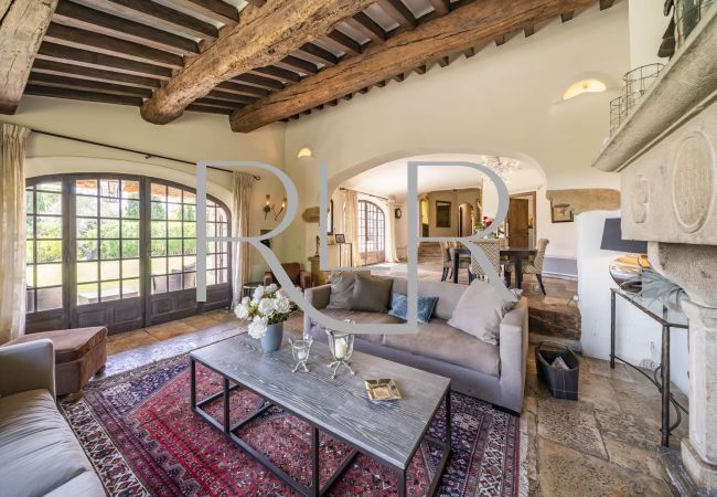 Villa in Mougins - Villa Kaia Villa in Mougins - Villa Kaia