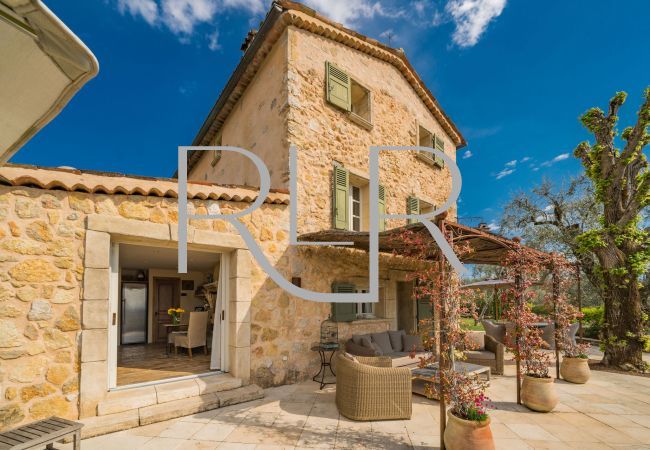 Villa in Valbonne - Villa Karina Villa in Valbonne - Villa Karina