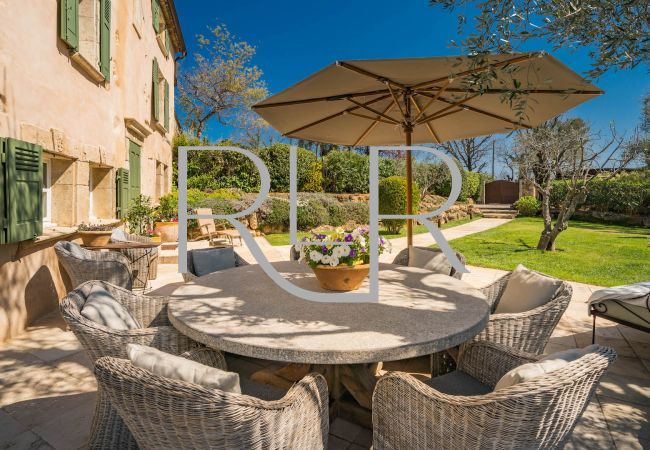 Villa in Valbonne - Villa Karina Villa in Valbonne - Villa Karina