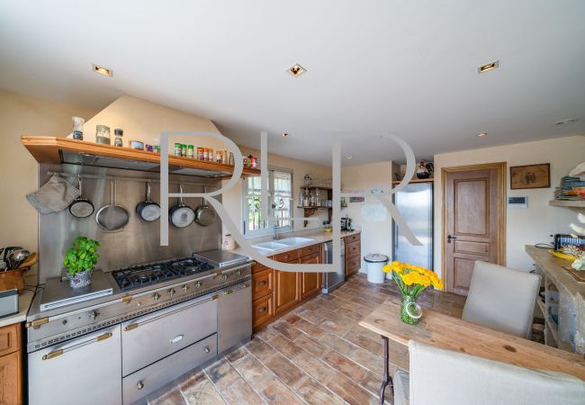 Villa in Valbonne - Villa Karina Villa in Valbonne - Villa Karina