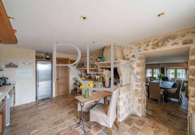 Villa in Valbonne - Villa Karina Villa in Valbonne - Villa Karina