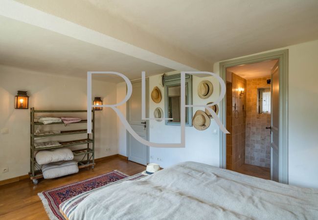 Villa in Valbonne - Villa Karina Villa in Valbonne - Villa Karina