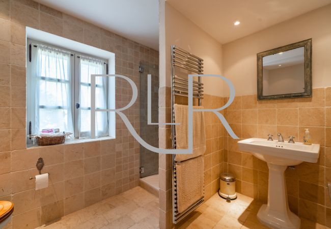 Villa in Valbonne - Villa Karina Villa in Valbonne - Villa Karina